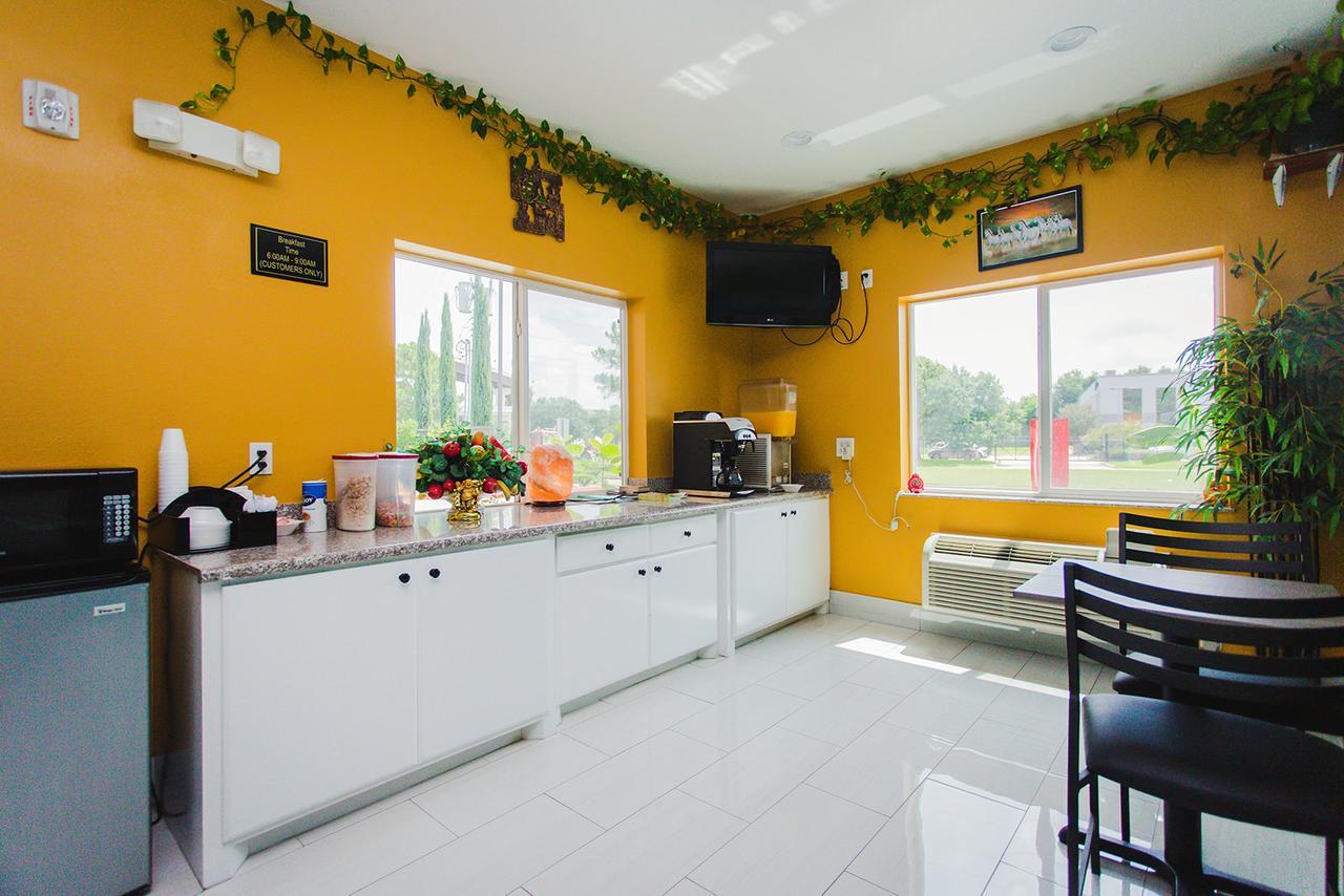 Moonlight Suites - Houston/George Bush Int'L Airport Bagian luar foto